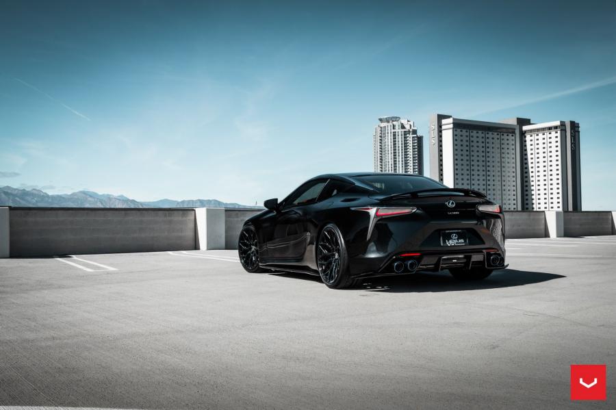  Lexus LC500 Obsidian on Vossen Wheels (HF-2) 2019 года  (фото 4 из 20)